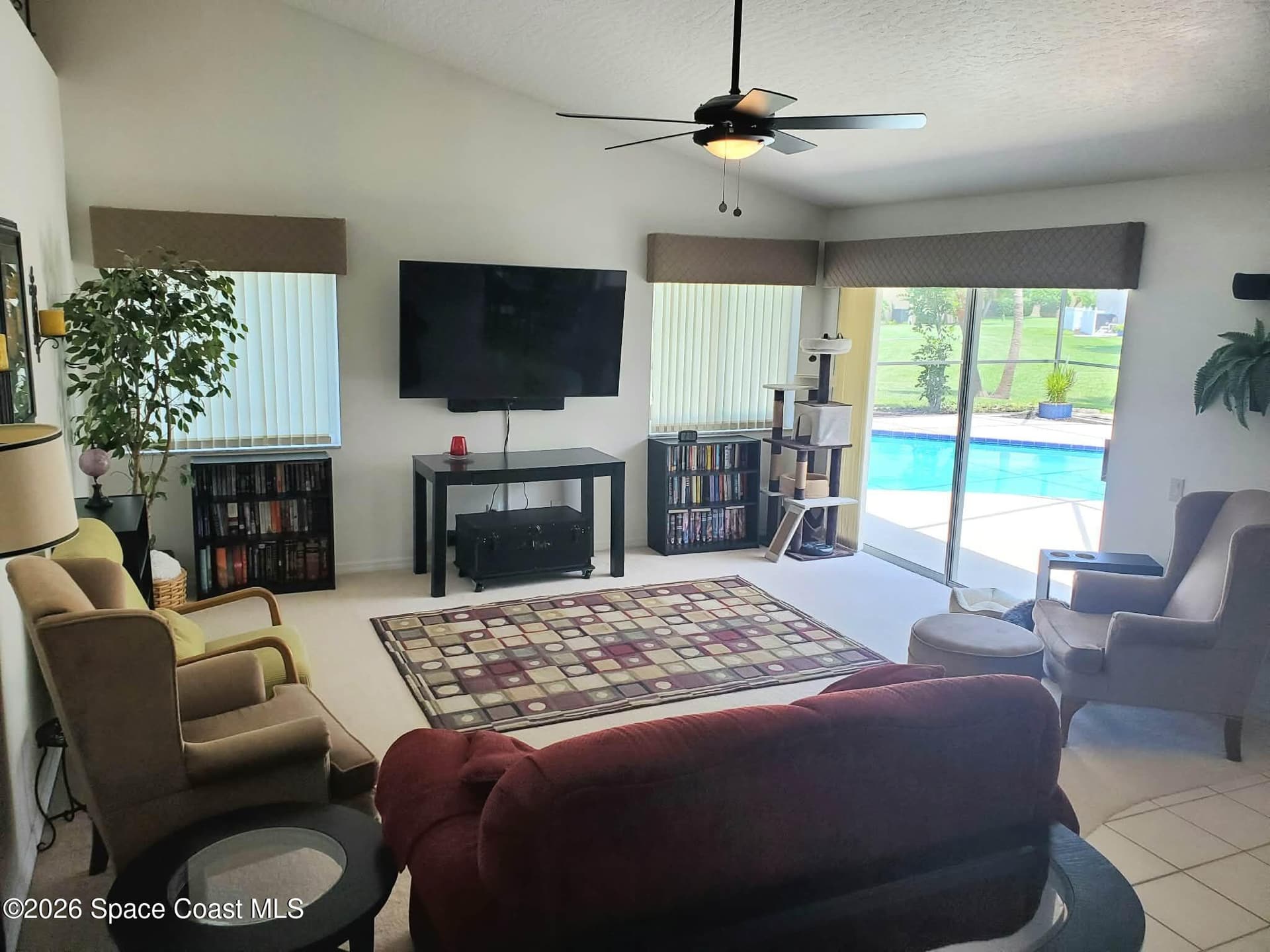 1004 Heatherwood Way photo 3