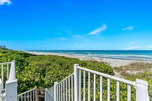 877 N Highway A1a 104 photo 23