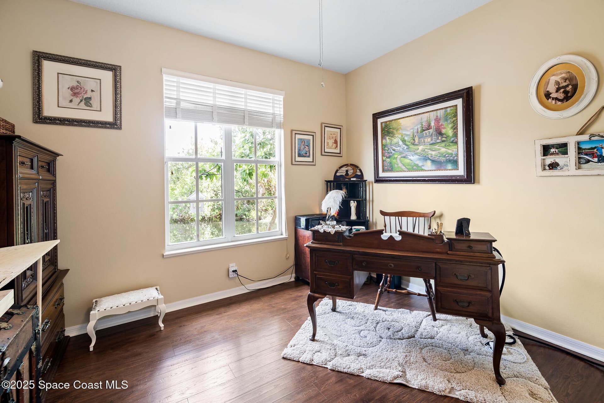 4734 Parkstone Drive photo 22