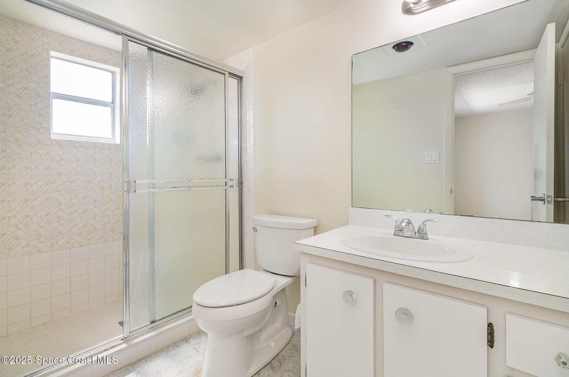 446 Blue Jay Lane photo 15