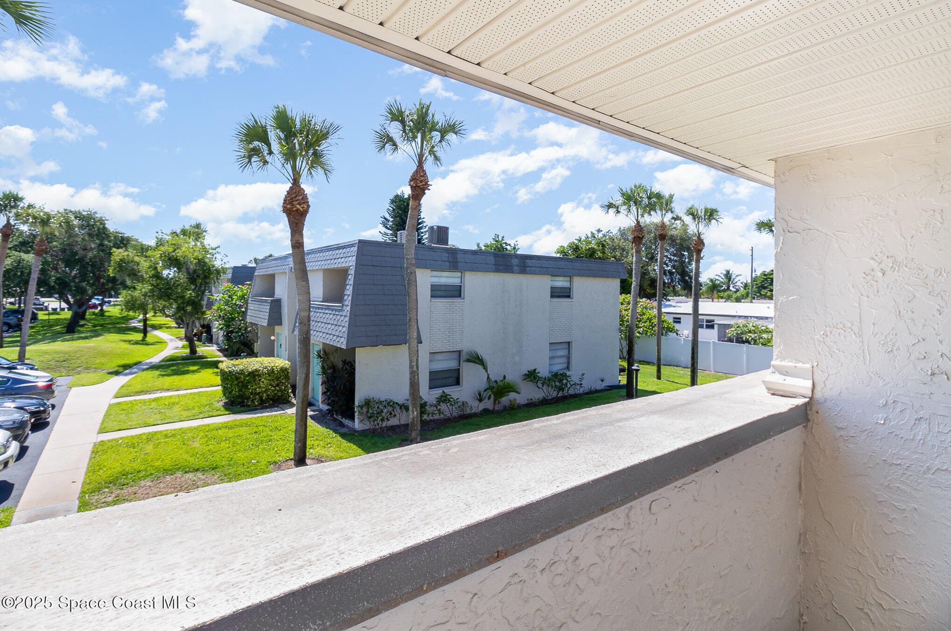 446 Blue Jay Lane photo 16