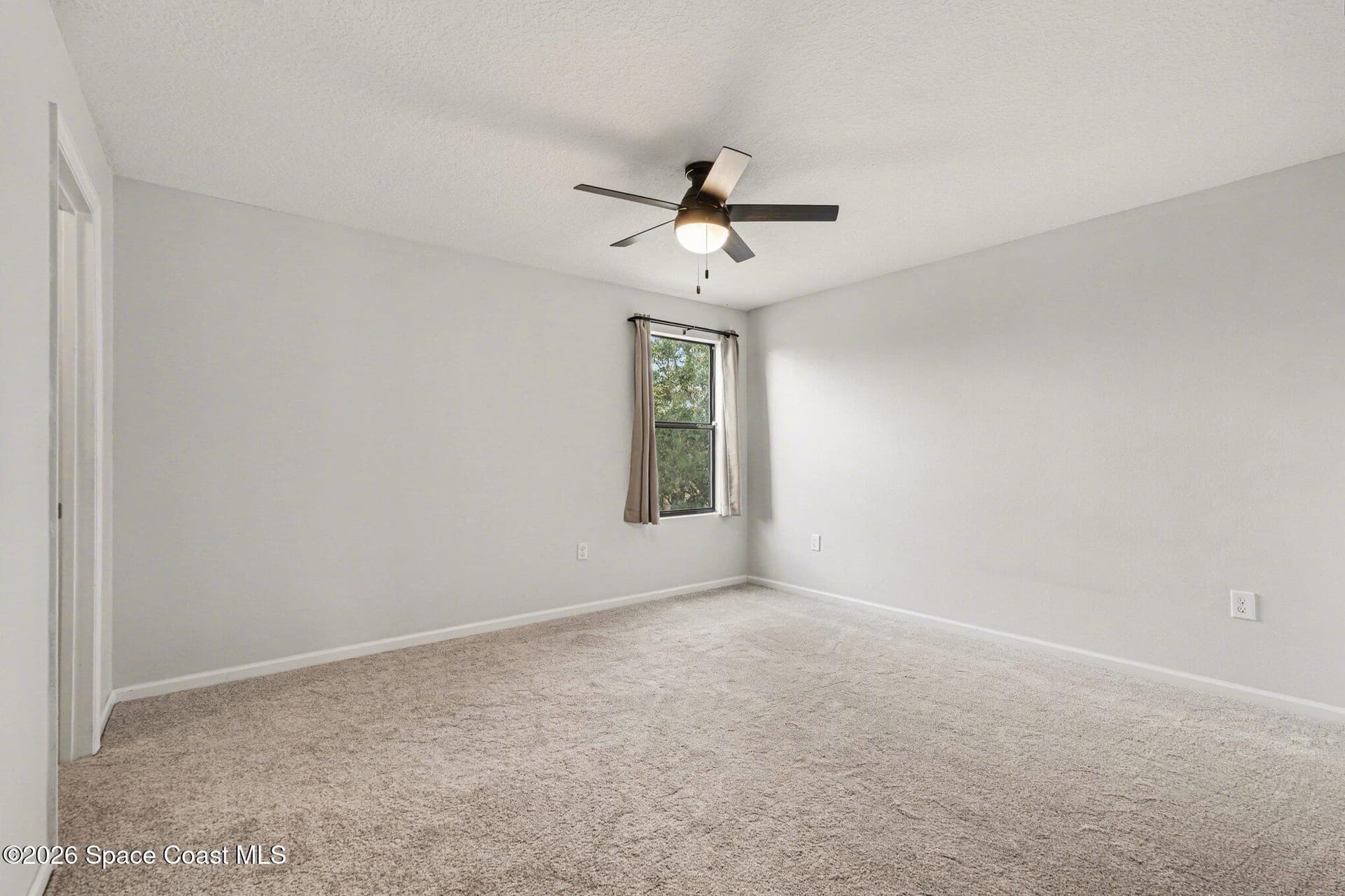 1363 Hailey Street photo 14