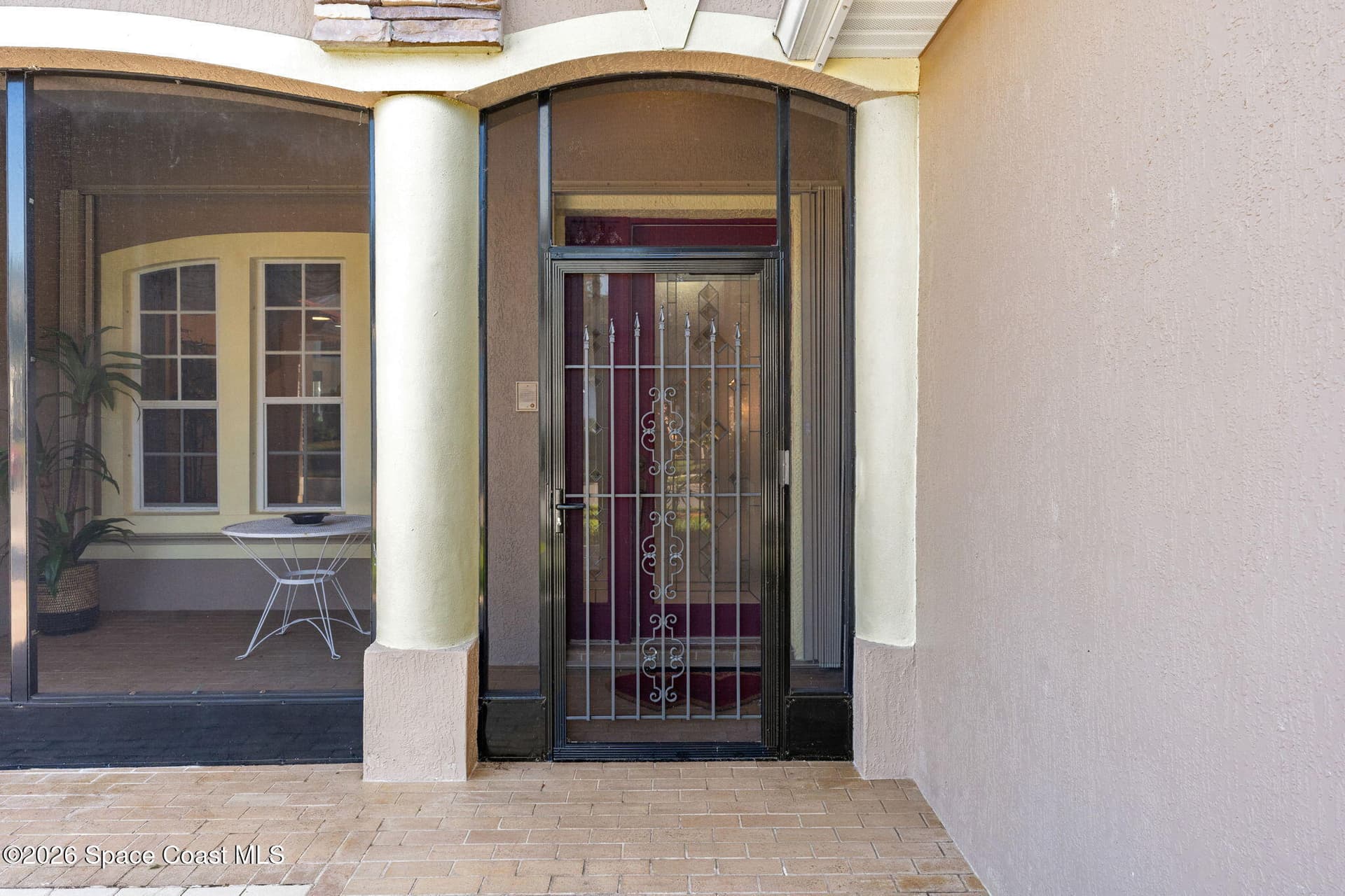 1126 Acappella Drive photo 2