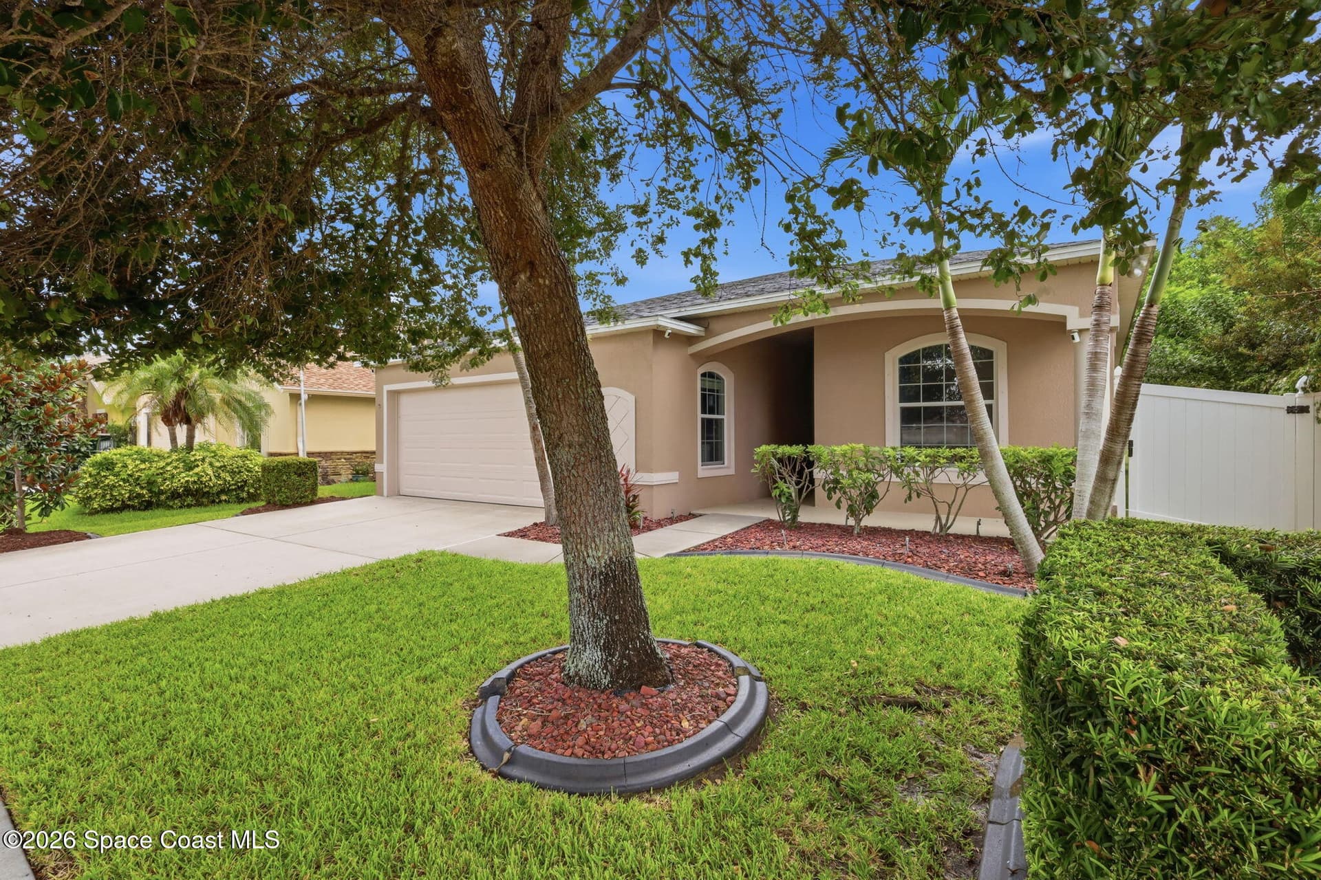 3020 Constellation Drive photo 3