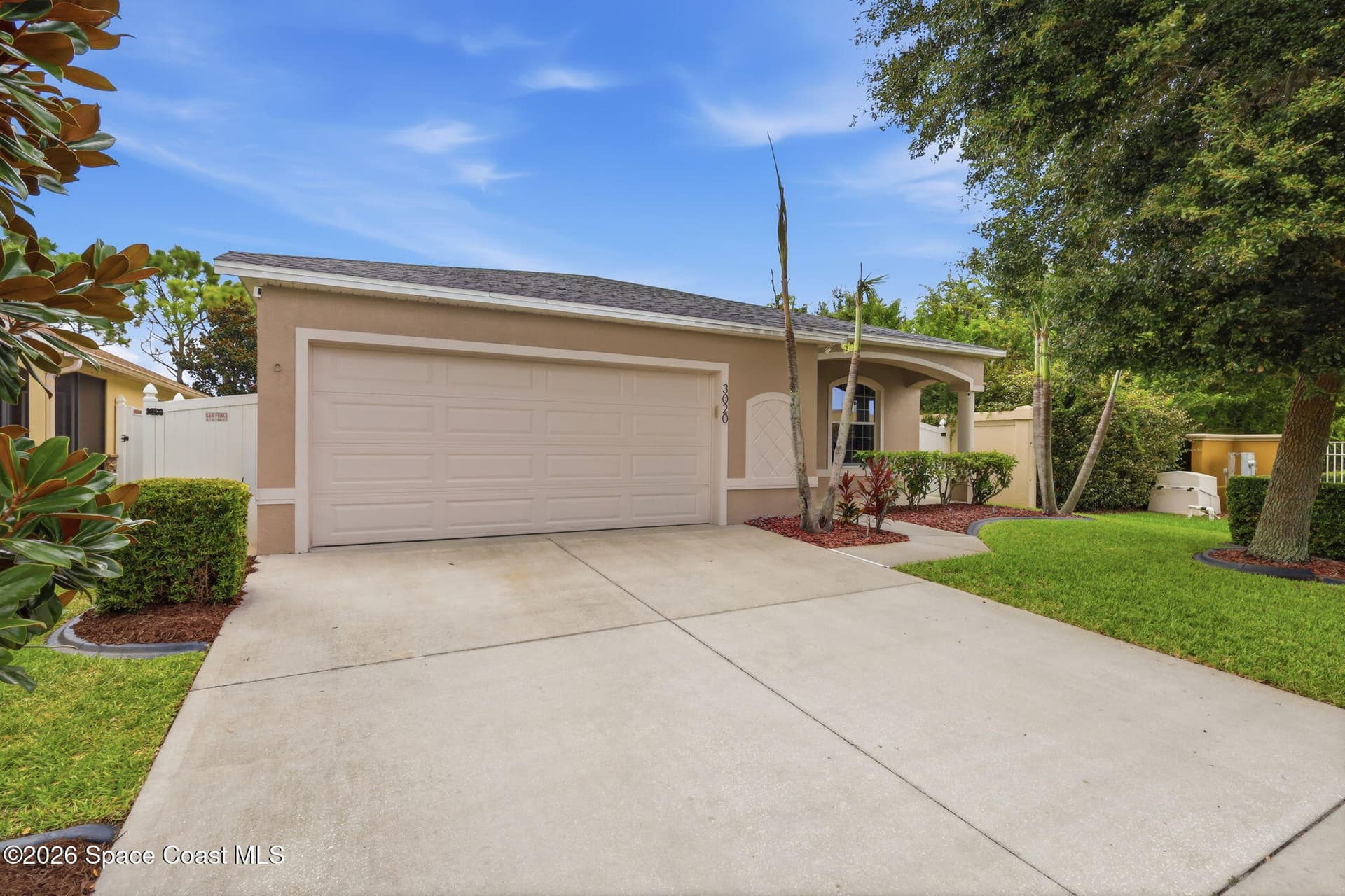 3020 Constellation Drive photo 2