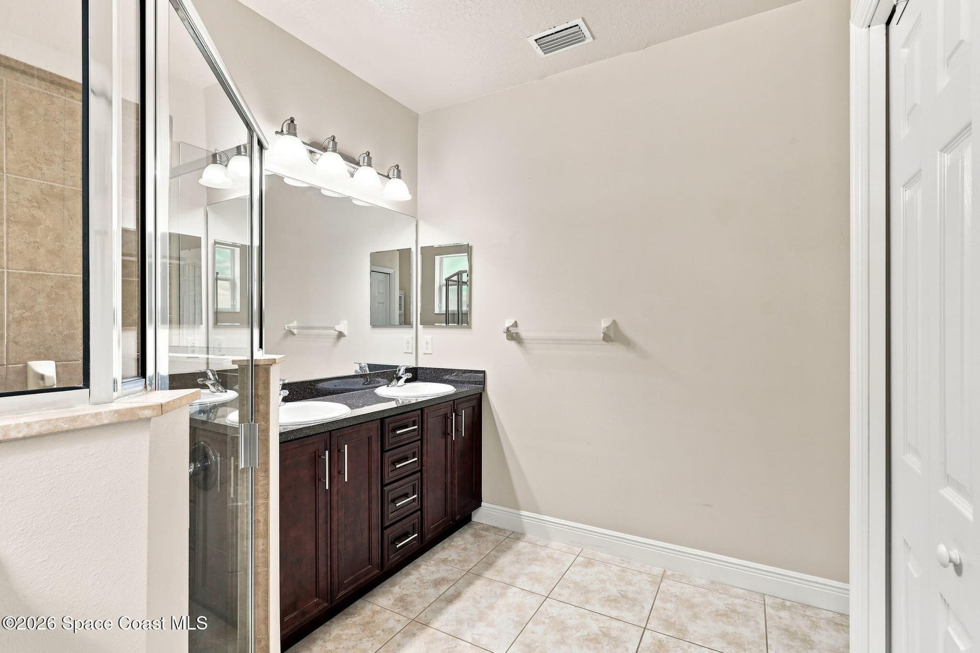 3020 Constellation Drive photo 20