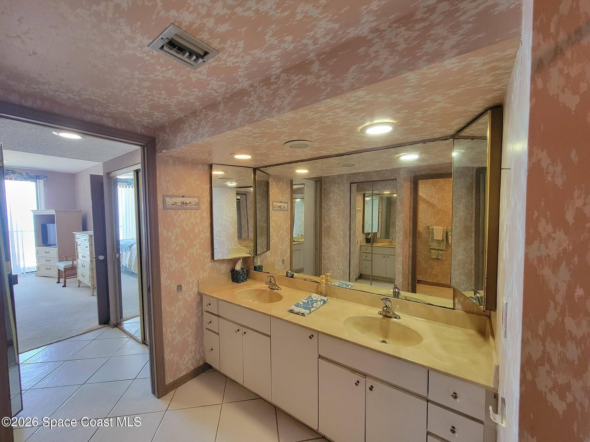 750 N Atlantic Avenue 1104 photo 22