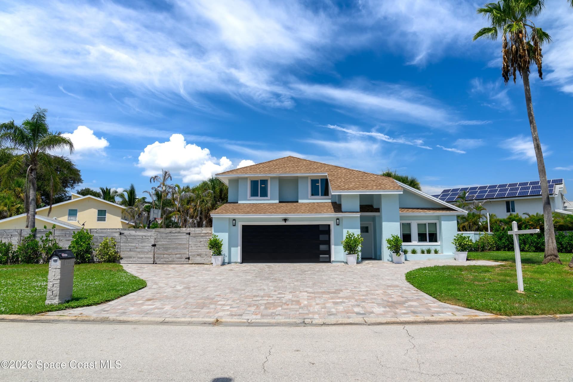398 Riverview Lane photo 2
