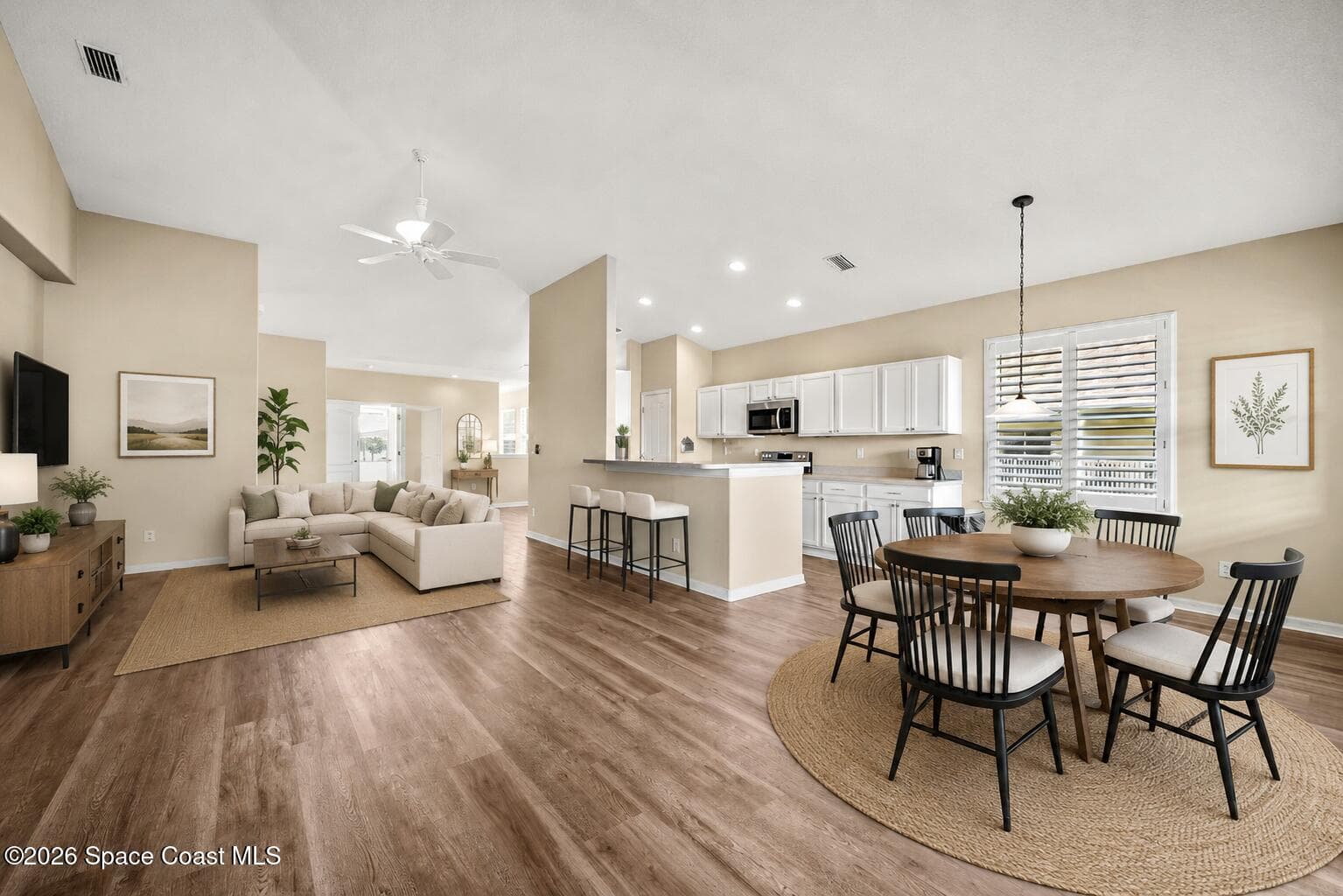 4865 Revenna Court 201 photo 10
