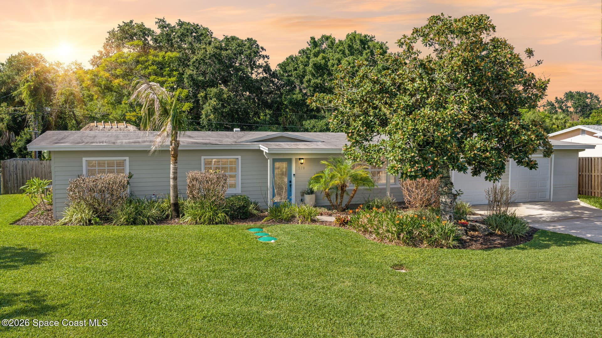 570 Timuquana Drive photo 1