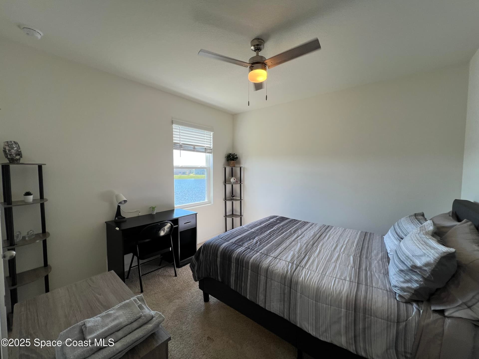 976 Trinity Street photo 21