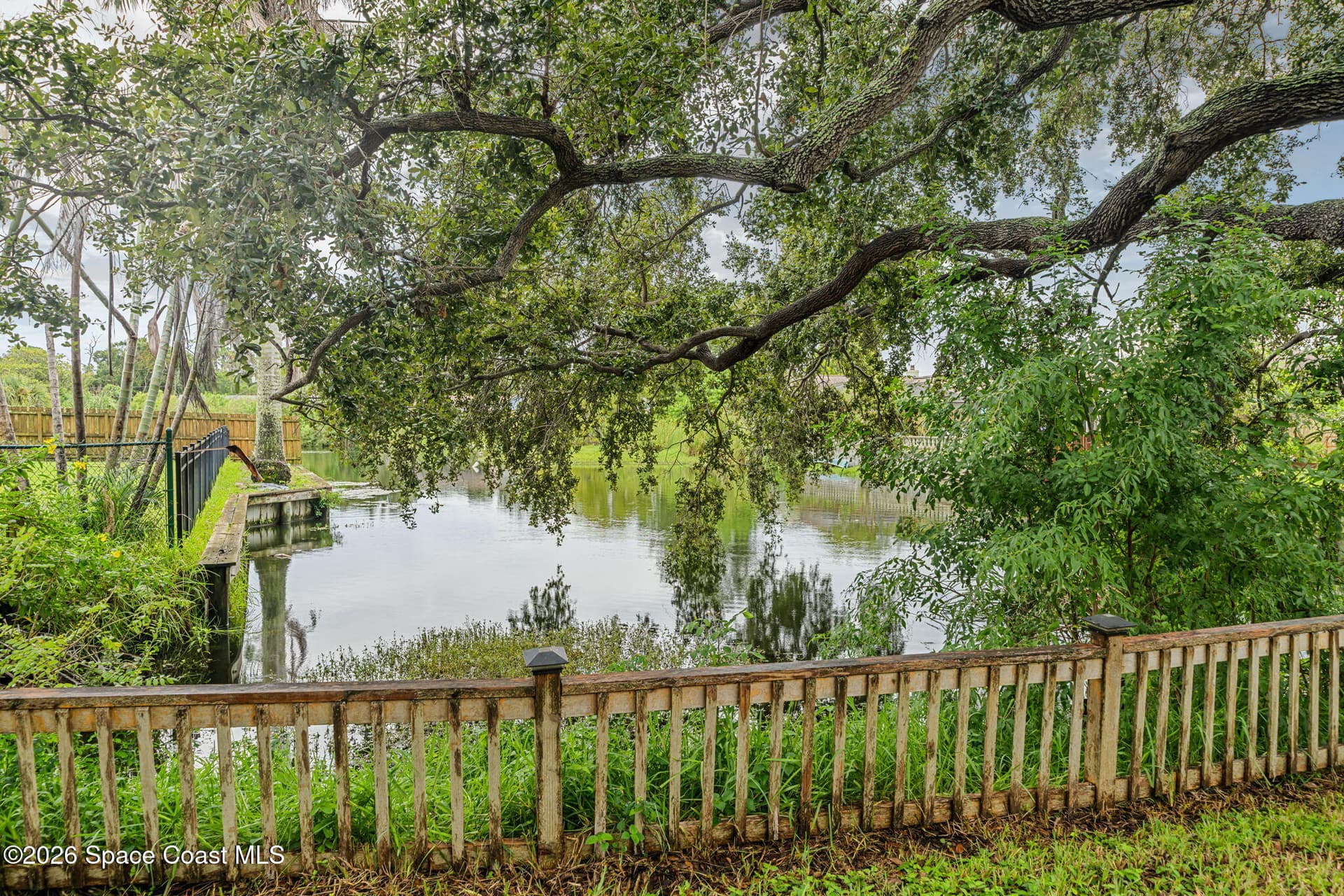 2410 Raintree Lake Circle photo 18