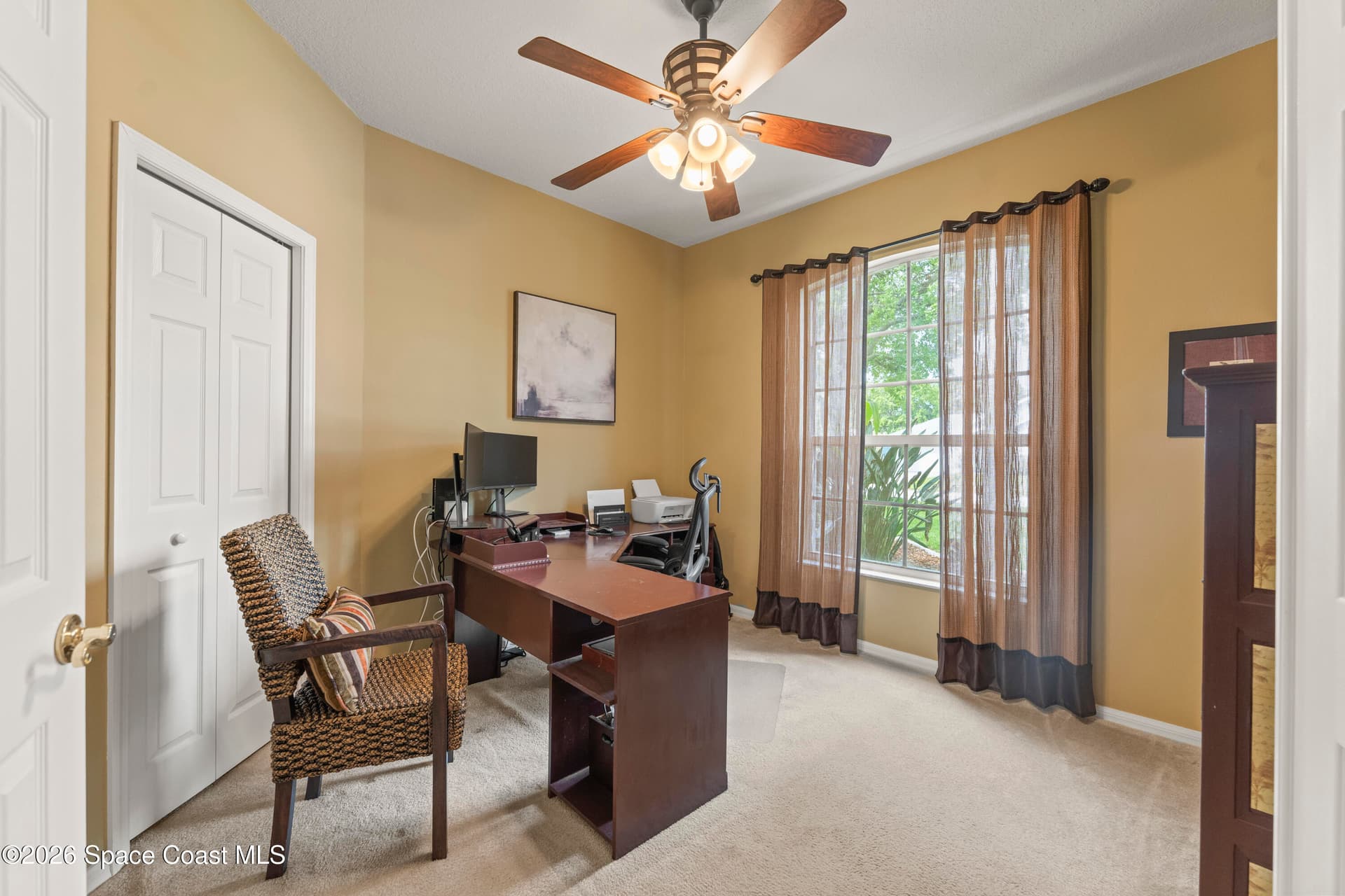 385 Tunbridge Drive photo 6