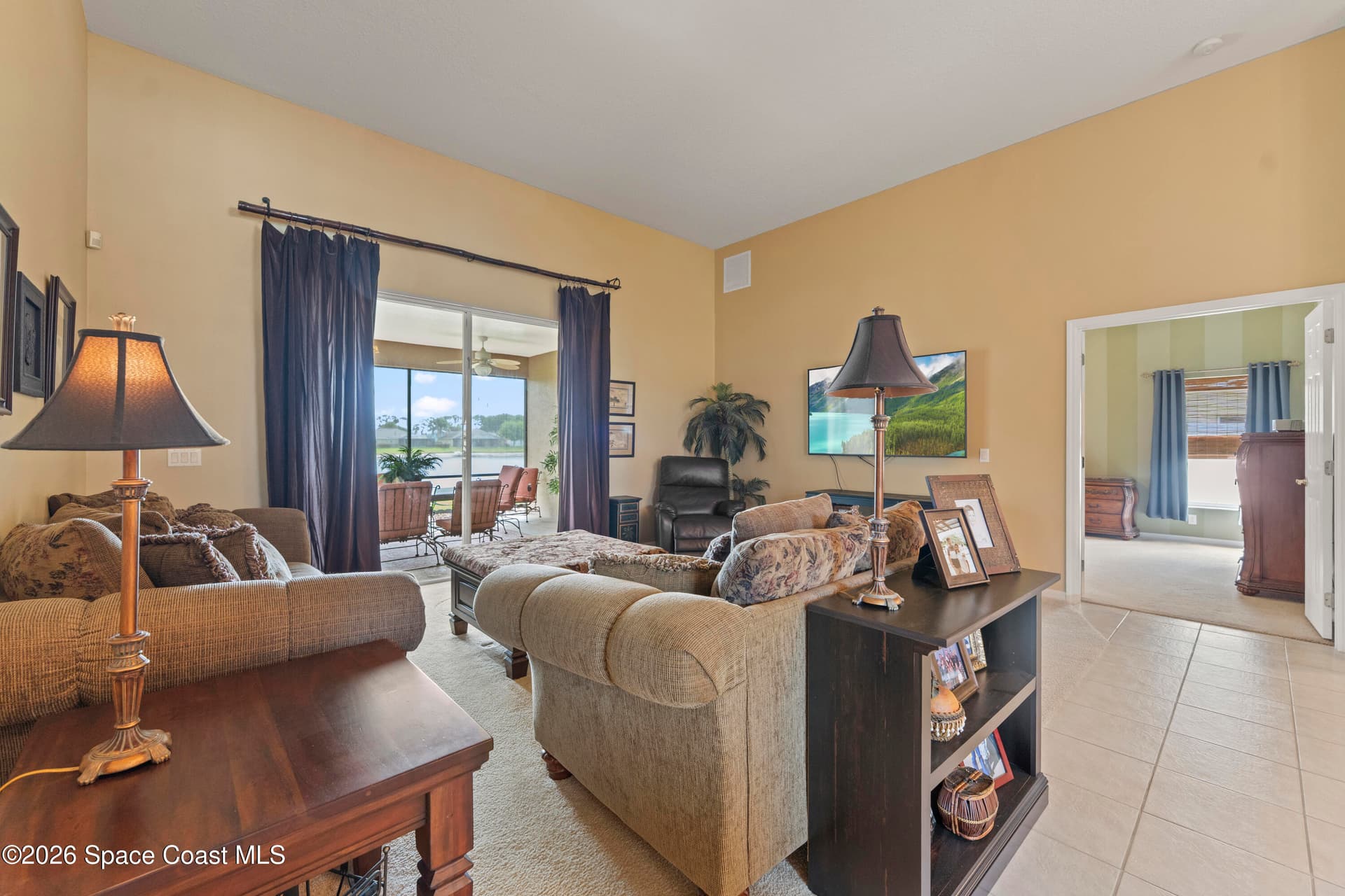 385 Tunbridge Drive photo 10