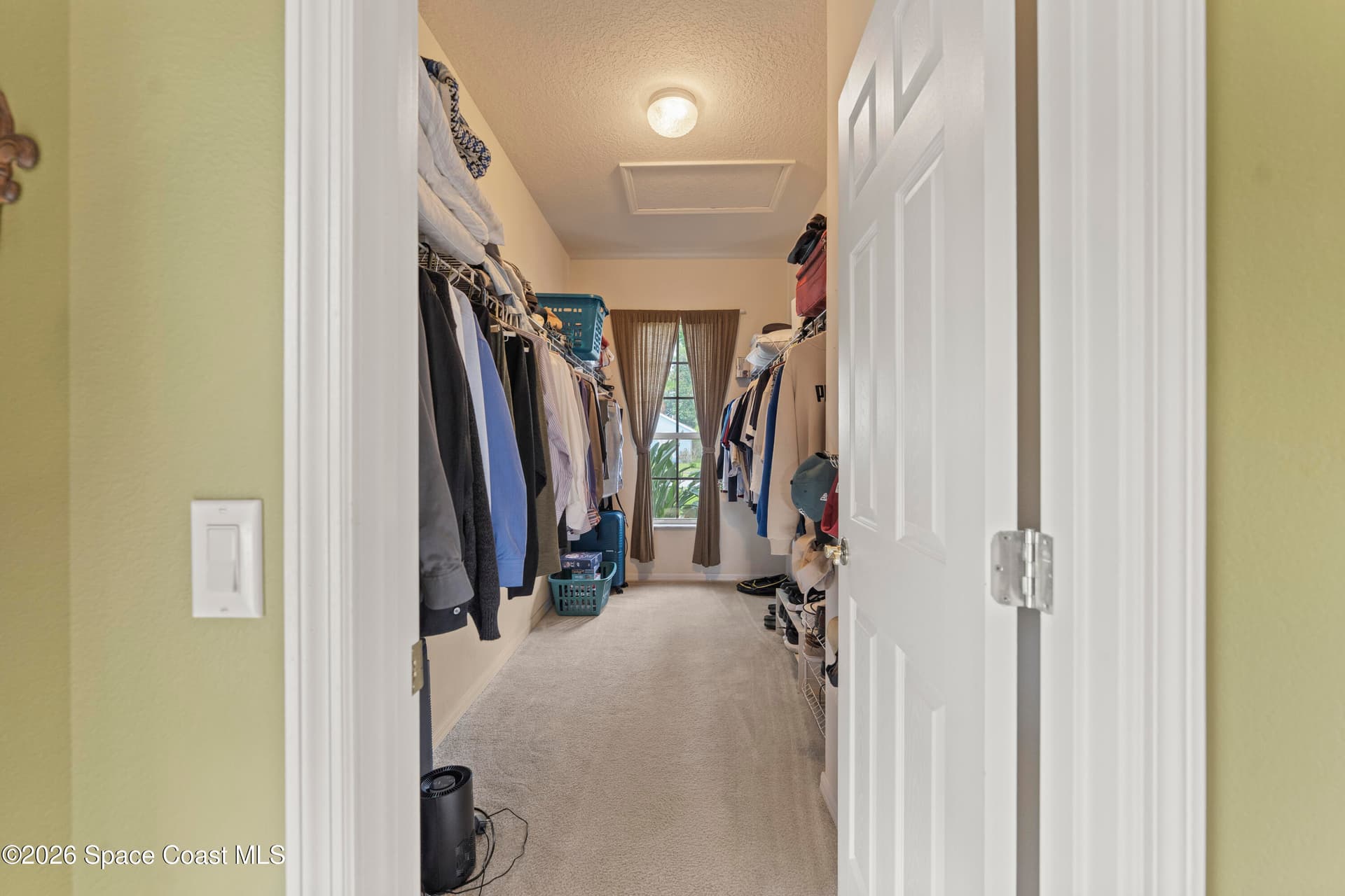 385 Tunbridge Drive photo 16