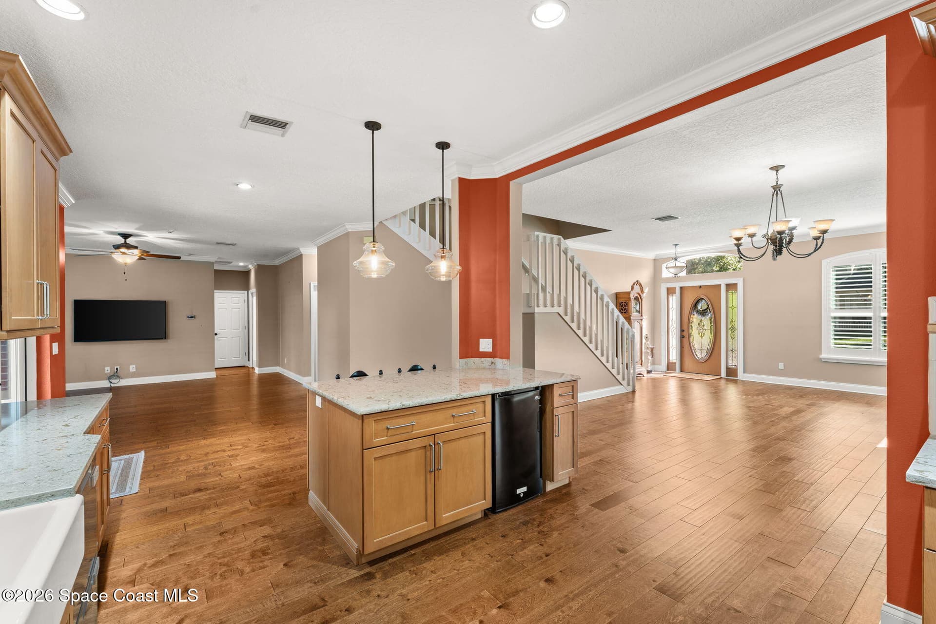 889 Woodbine Drive photo 24