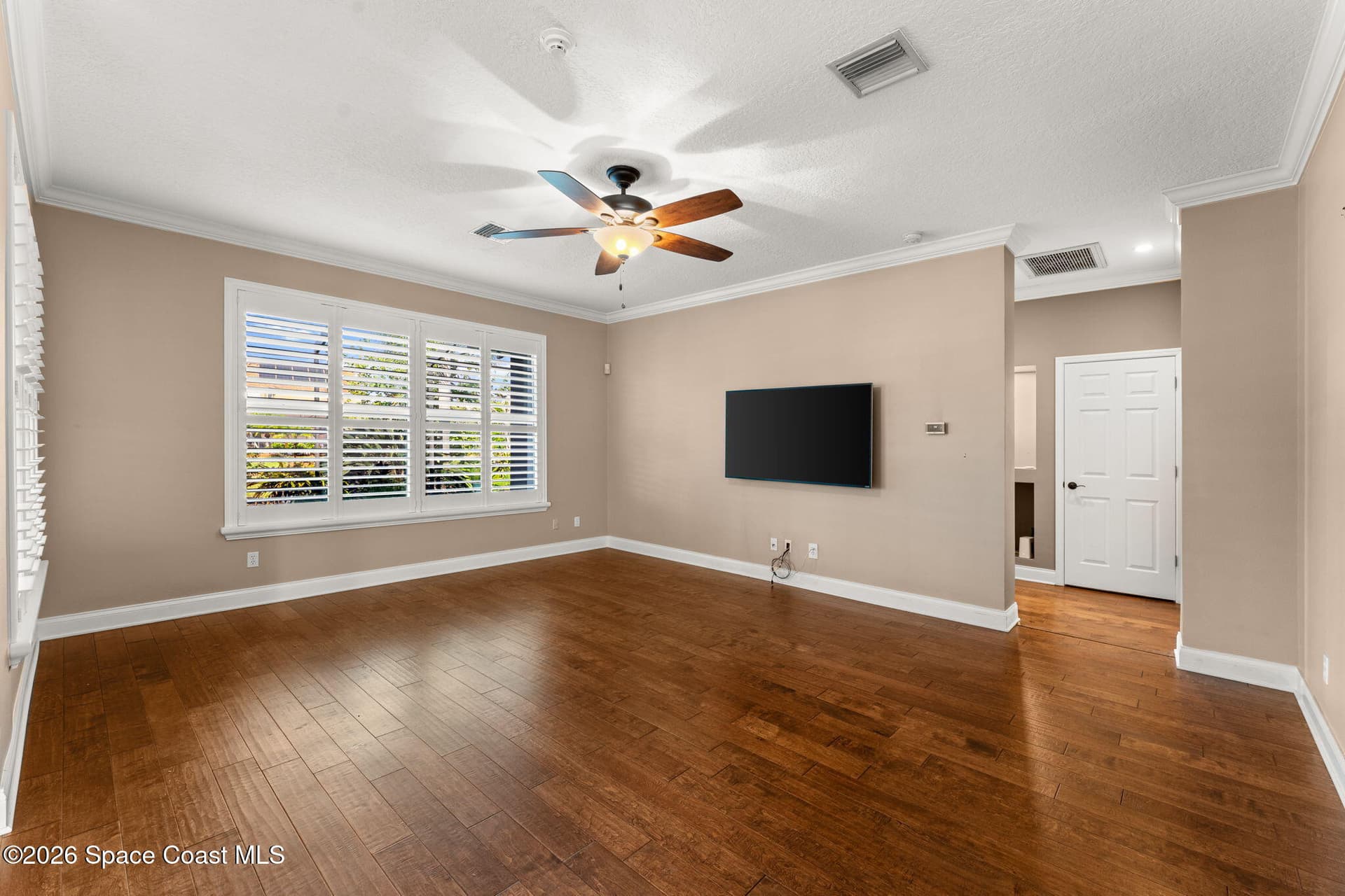 889 Woodbine Drive photo 25