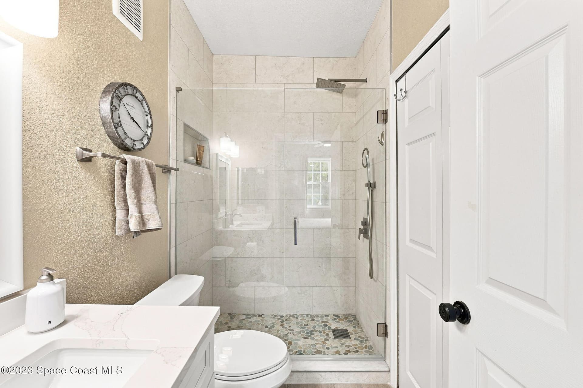 1747 Sophias Drive 204 photo 15
