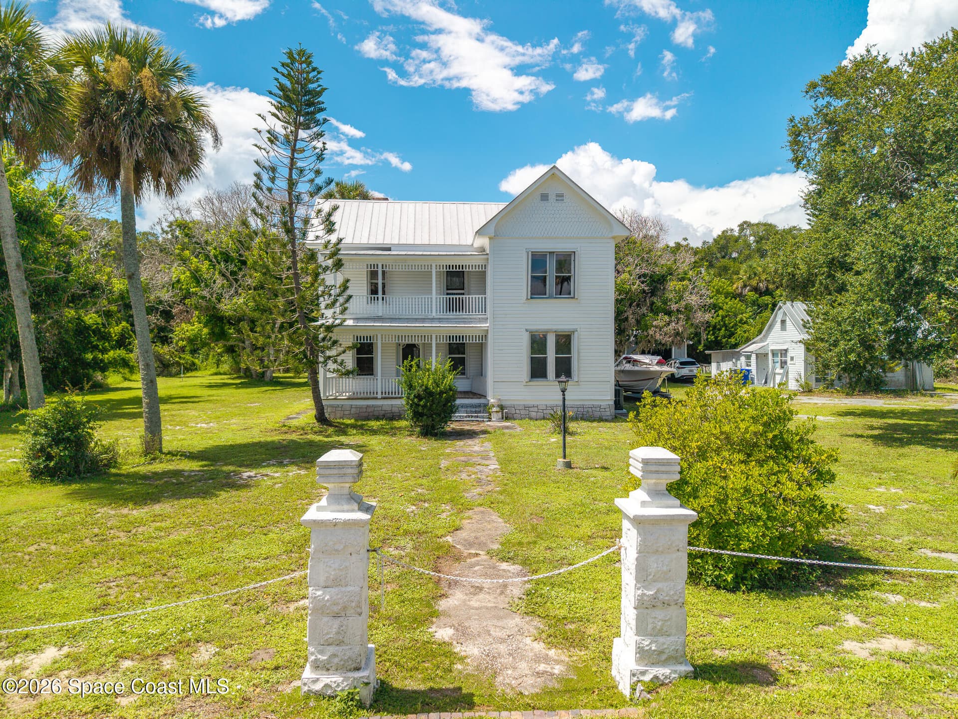 13875 N Indian River Drive photo 12