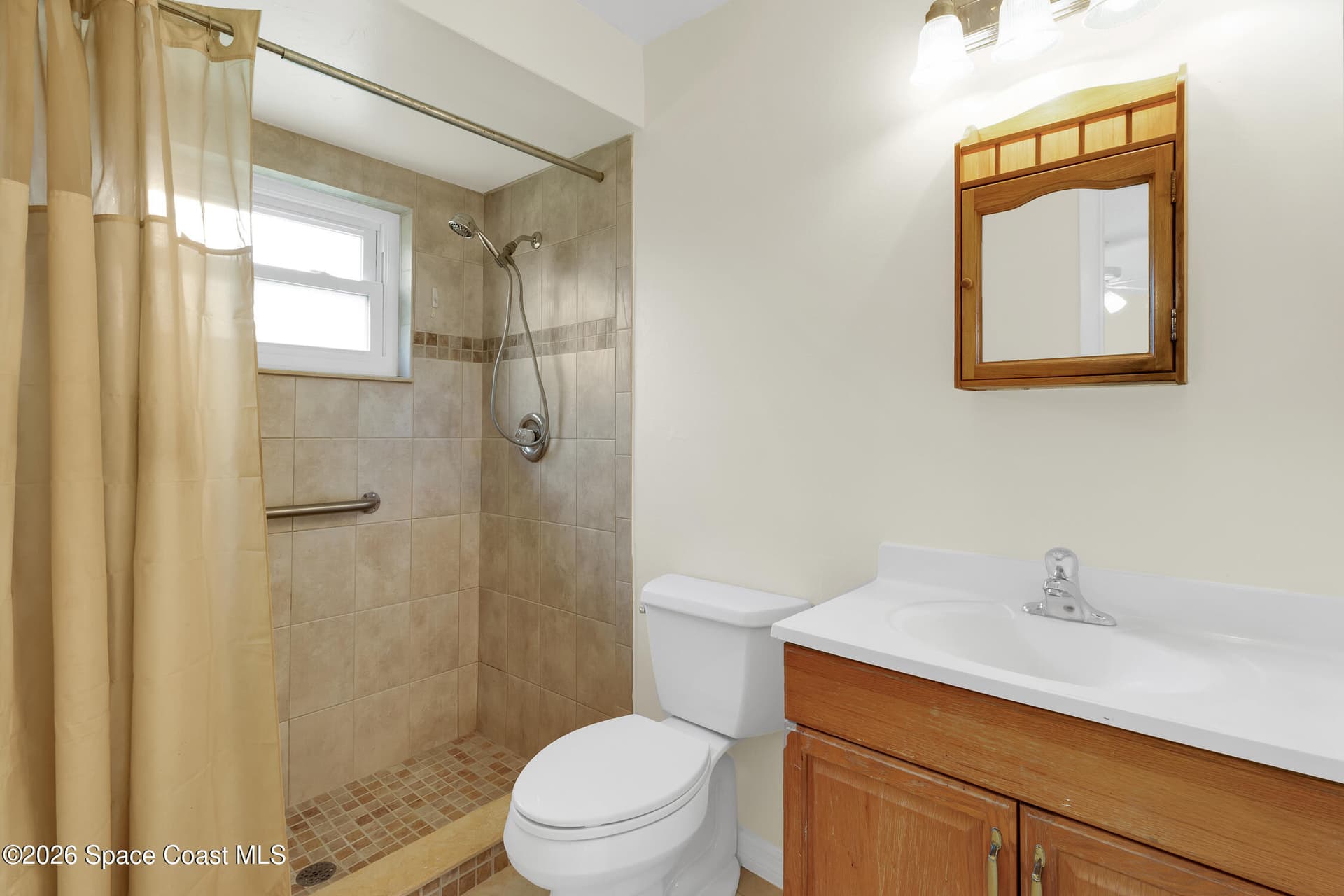 9884 Pine Street photo 20