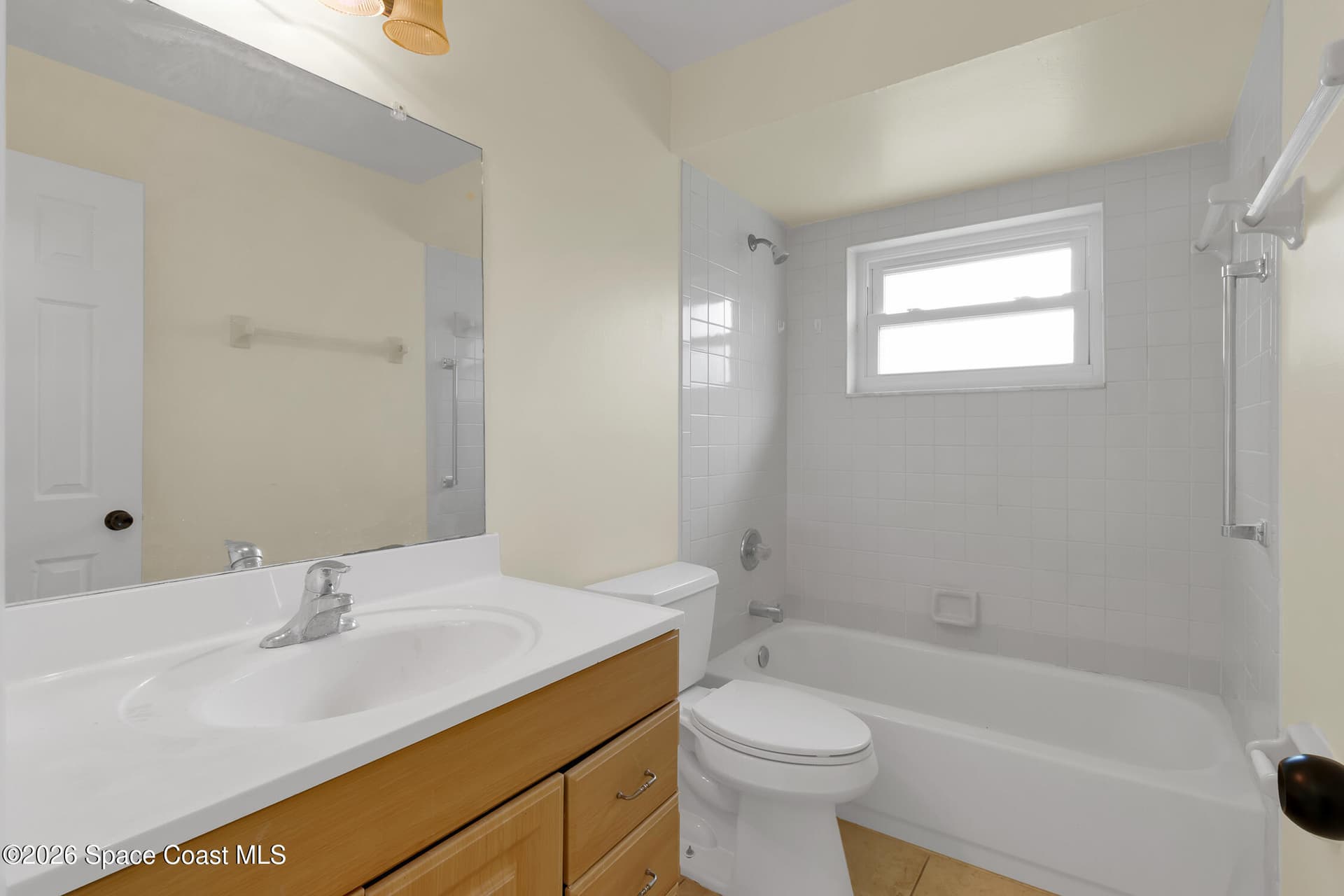9884 Pine Street photo 23