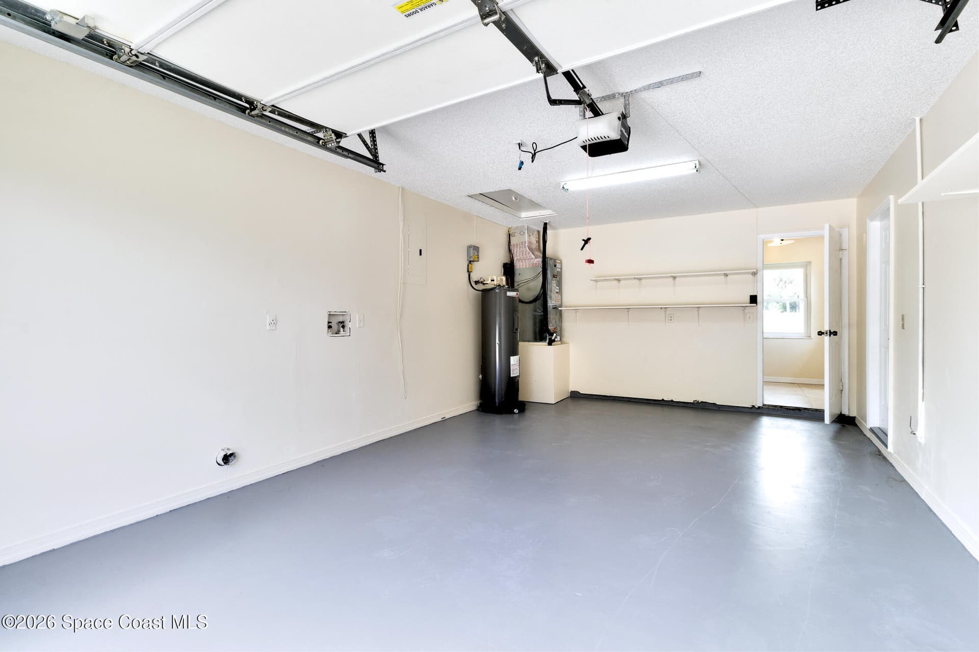 9884 Pine Street photo 24