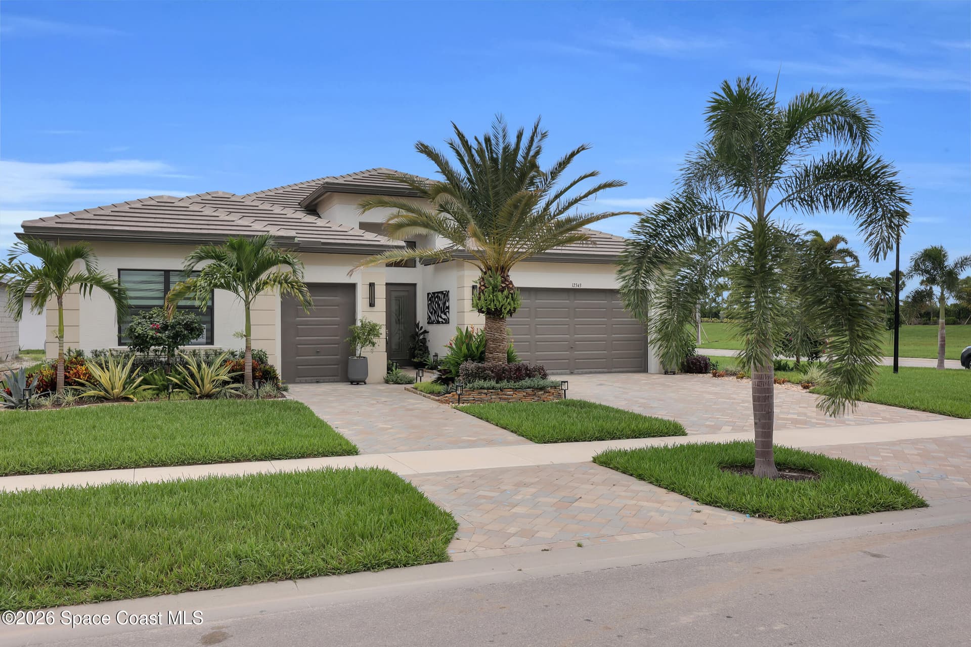 12343 SW Misty Meadow Lane photo 2