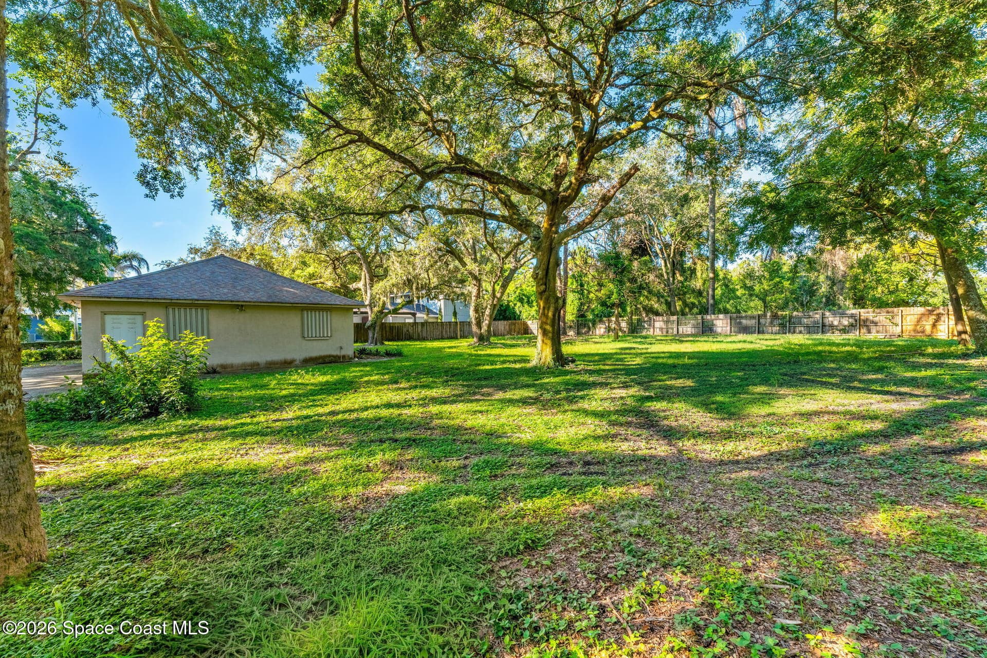 925 N Indian River Drive photo 22