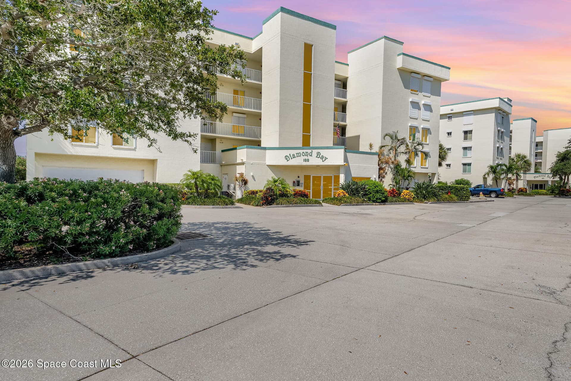 188 Pinellas Lane #301b 1