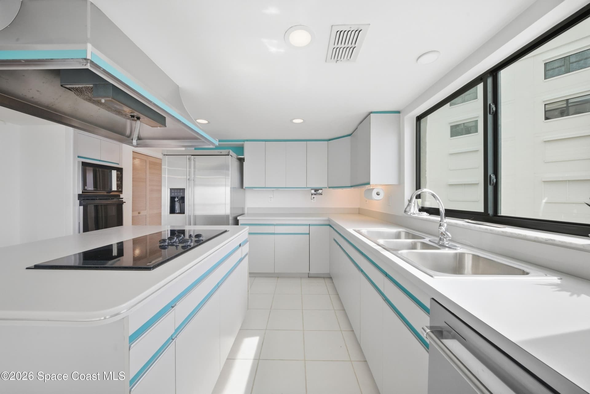 3605 S Banana River Boulevard B201 photo 25
