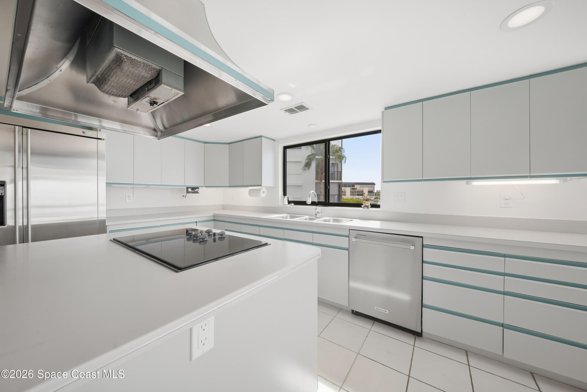 3605 S Banana River Boulevard B201 photo 22