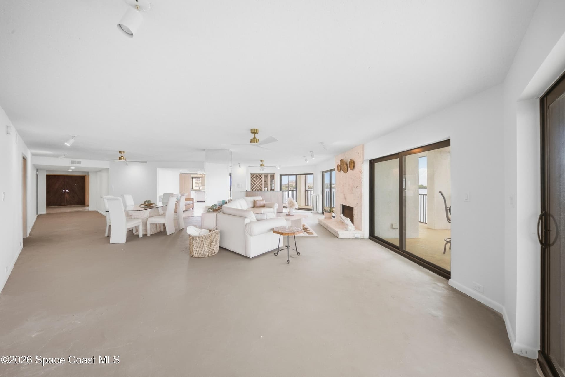 3605 S Banana River Boulevard B201 photo 16