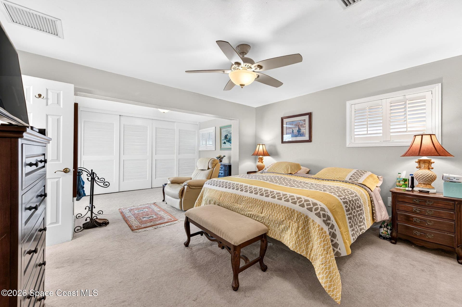 328 Carmine Drive photo 12