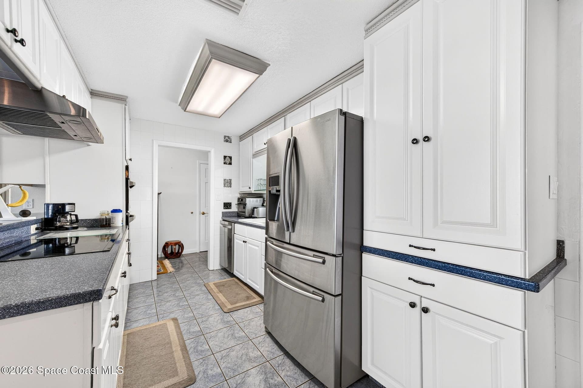328 Carmine Drive photo 25