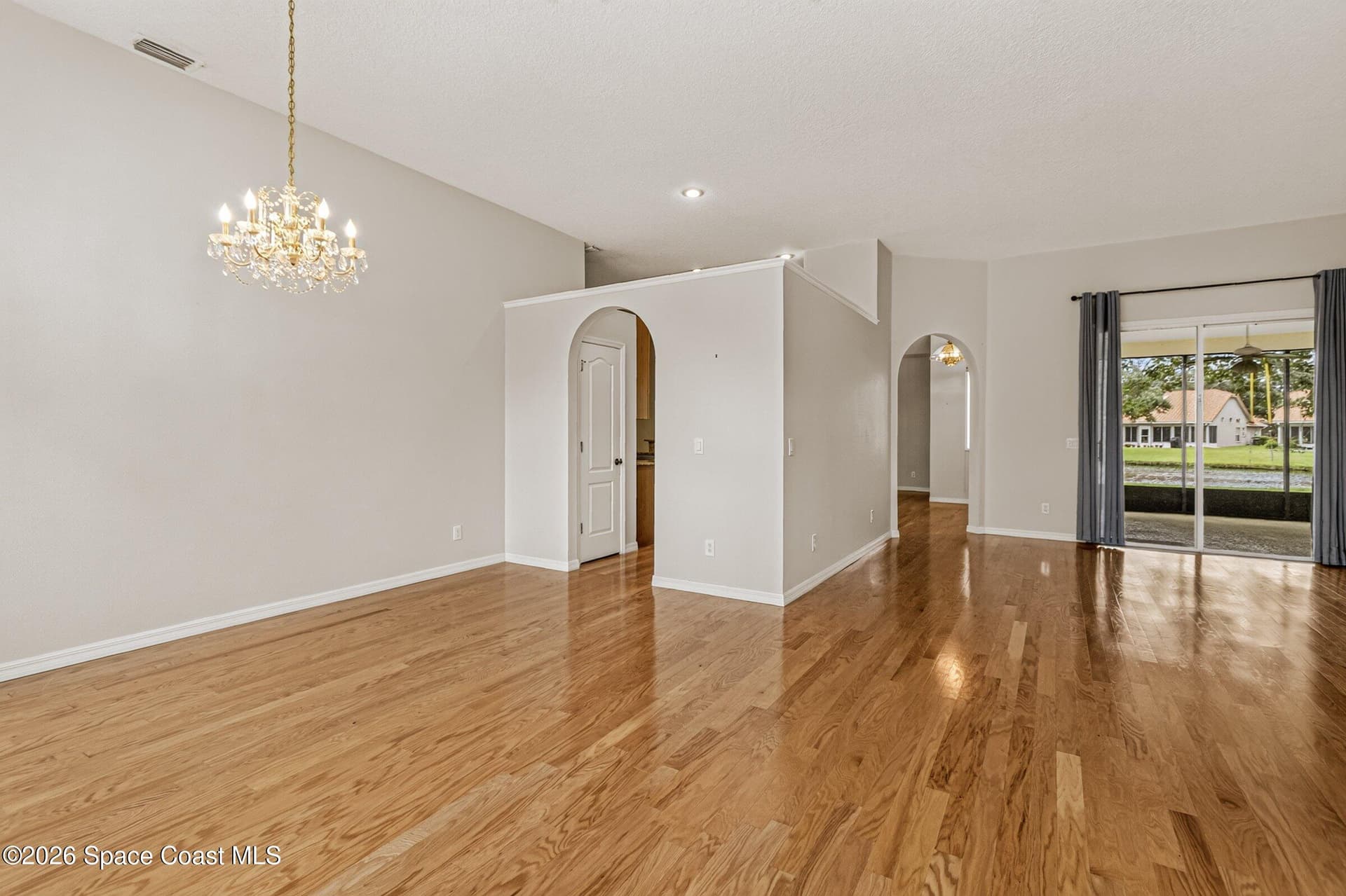 764 Autumn Glen Drive photo 9