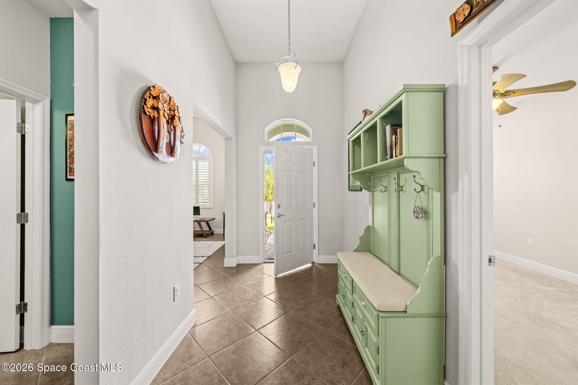 4610 Leo Lane photo 6