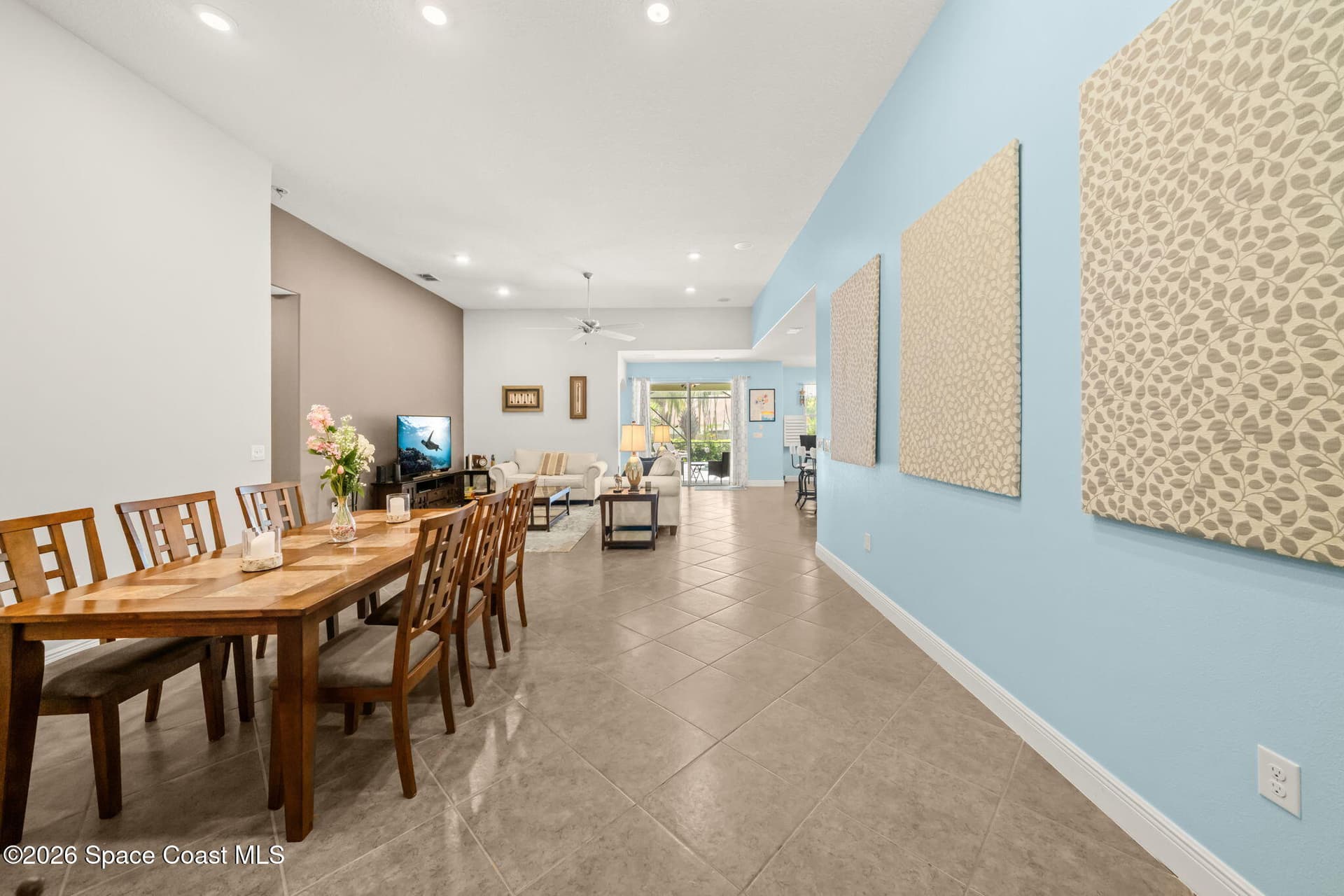 4610 Leo Lane photo 8