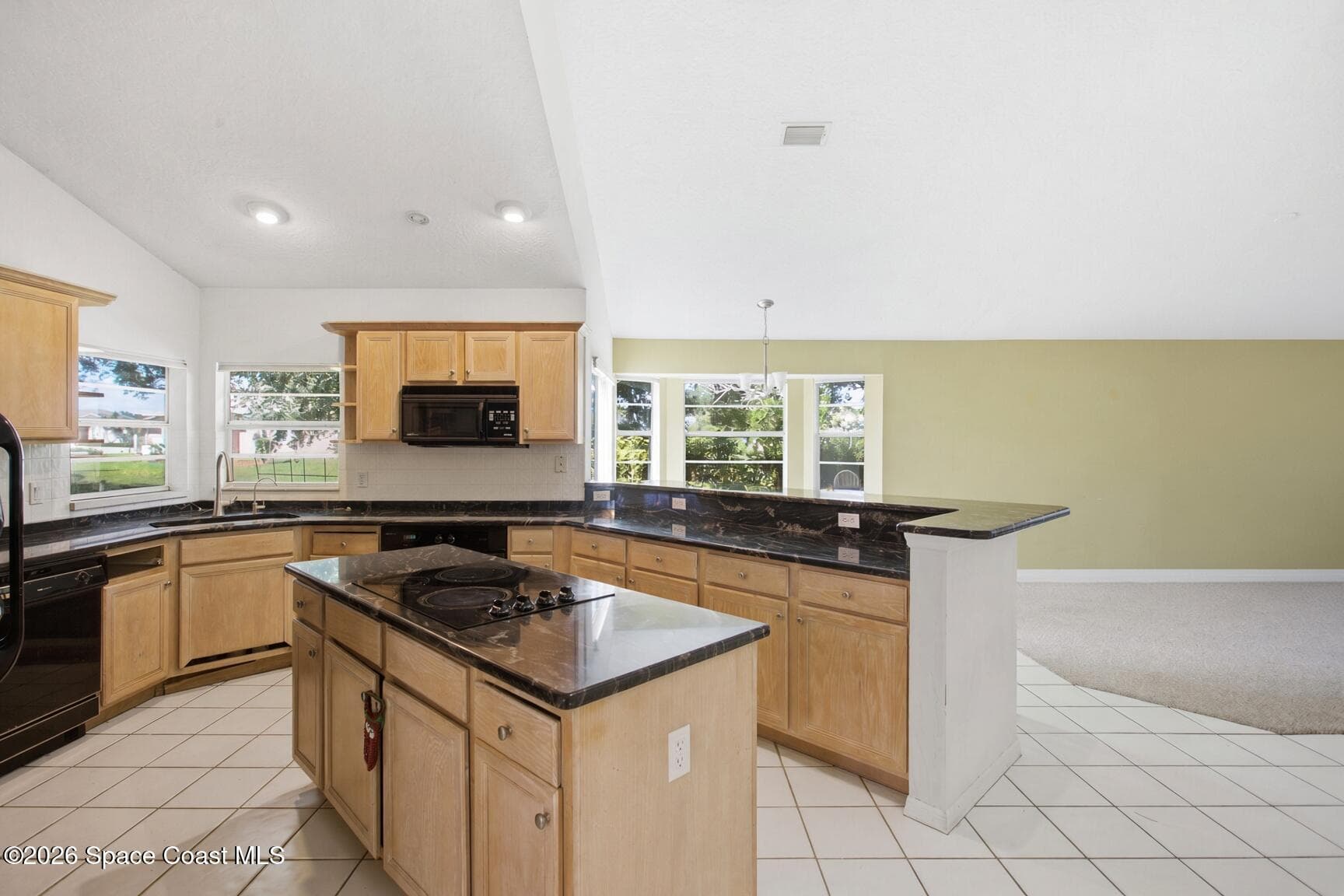452 Kimberly Drive photo 6