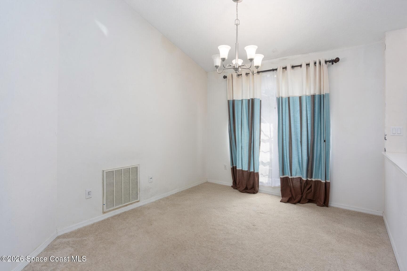 452 Kimberly Drive photo 12