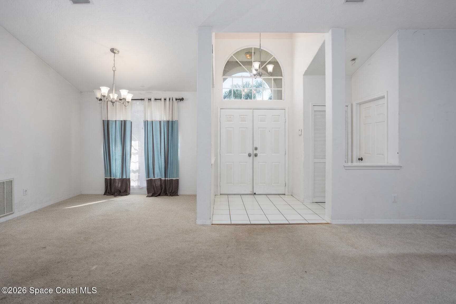 452 Kimberly Drive photo 5