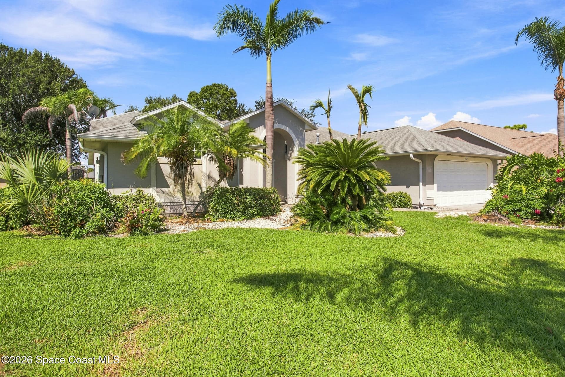 452 Kimberly Drive photo 3