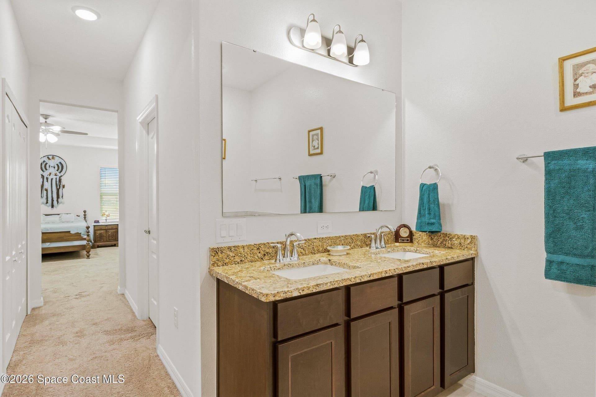 4693 Shannock Avenue photo 17