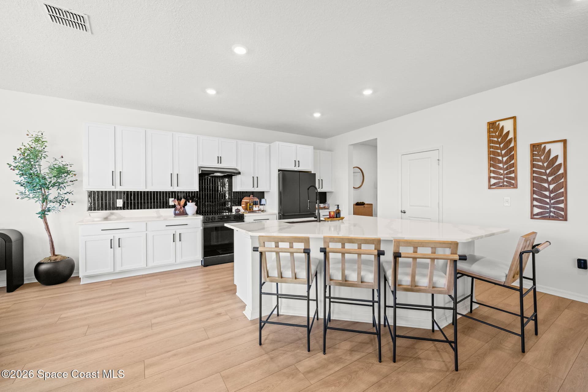 446 Glaspell Circle SE photo 17
