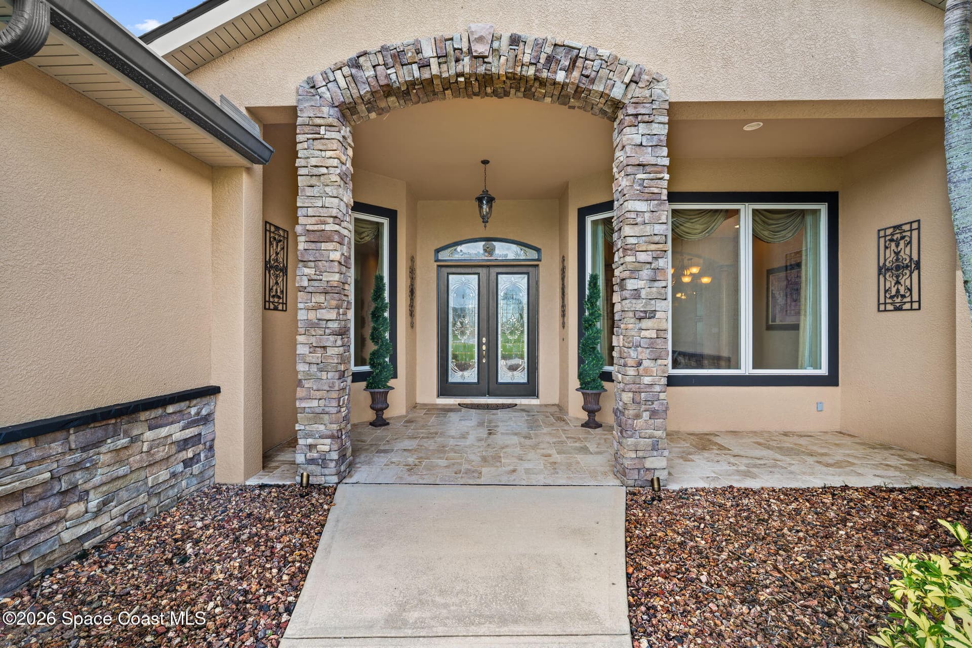 1275 Tuckaway Drive 5