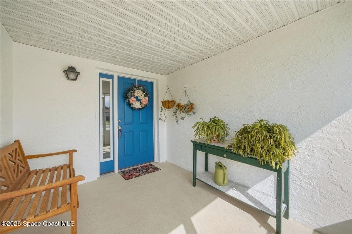 2235 Queen Anne Street photo 4