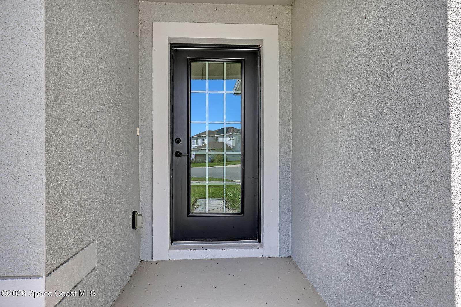 586 Cooper Court SW photo 6