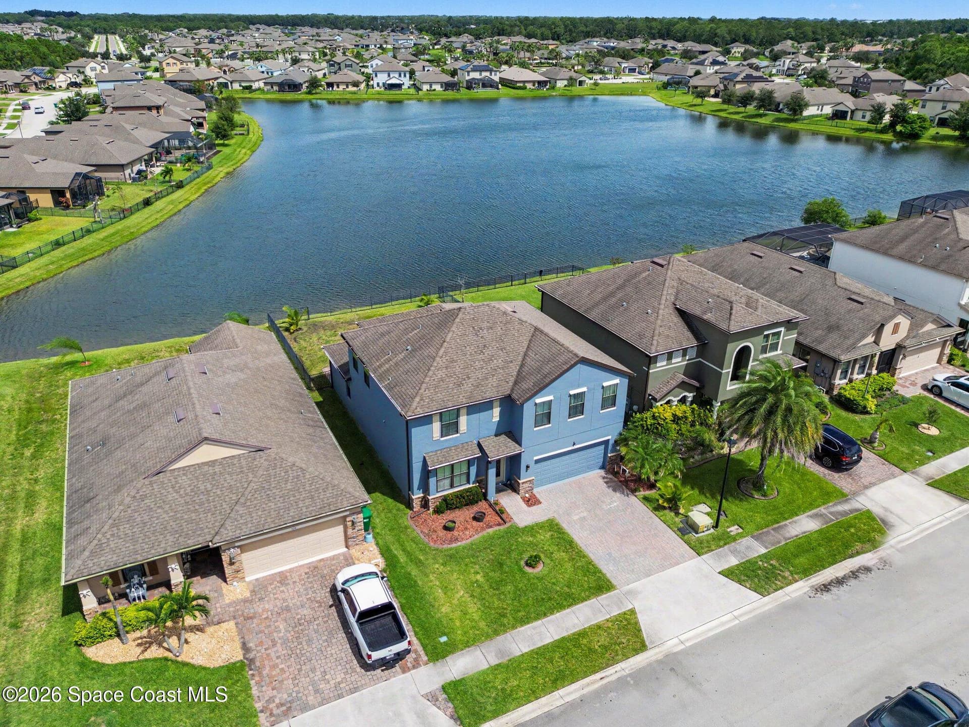 1124 Musgrass Circle photo 4