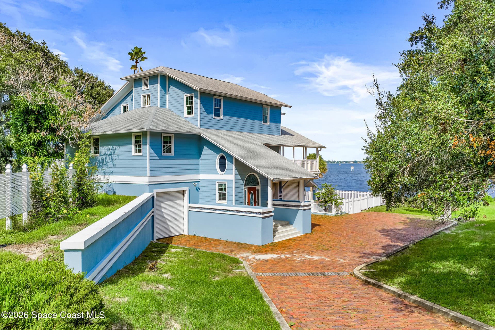 1310 Prospect Avenue photo 1
