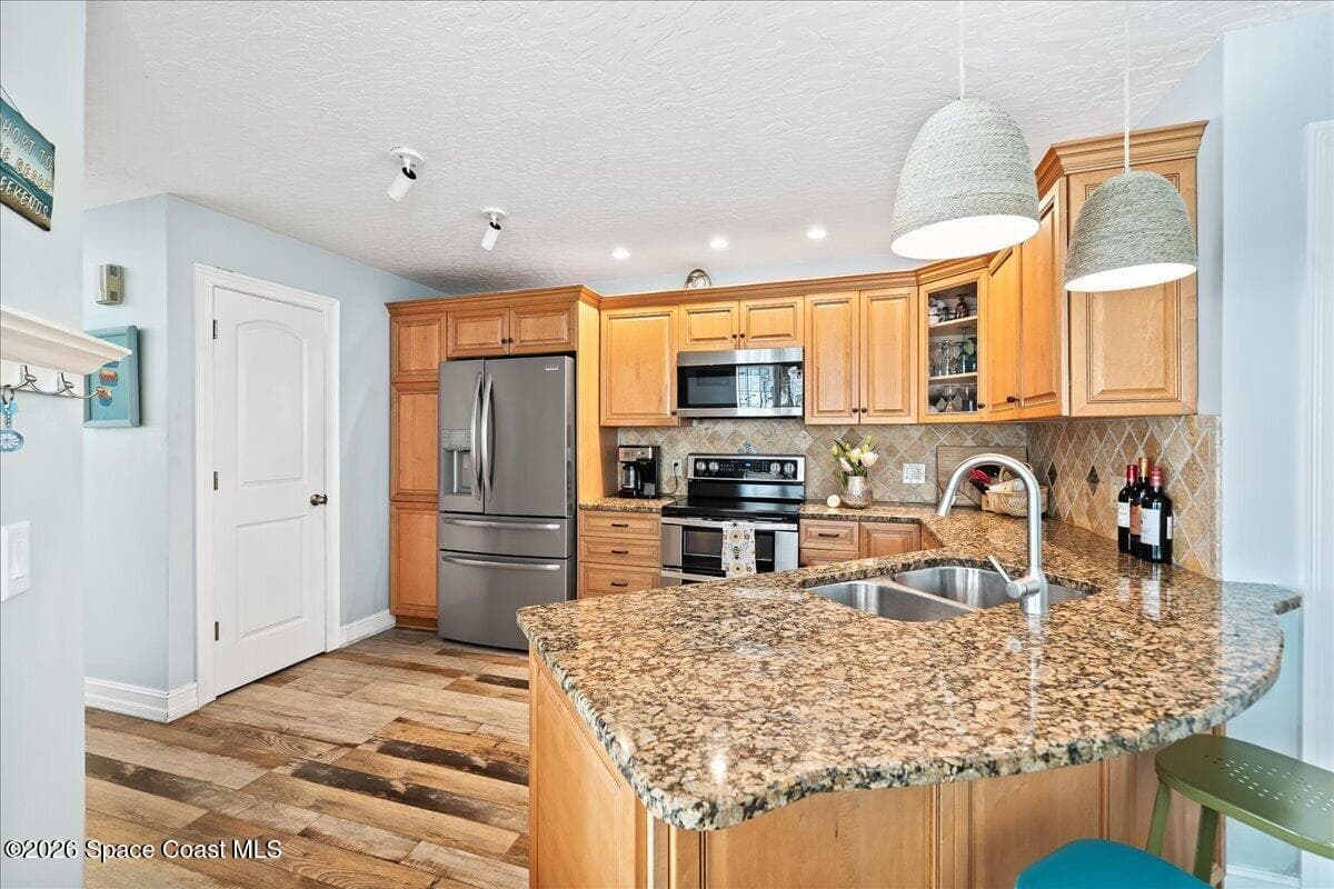 505 Tradewinds Drive 505 photo 10