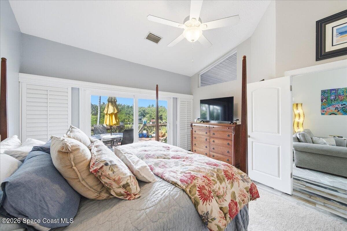 505 Tradewinds Drive 505 photo 24